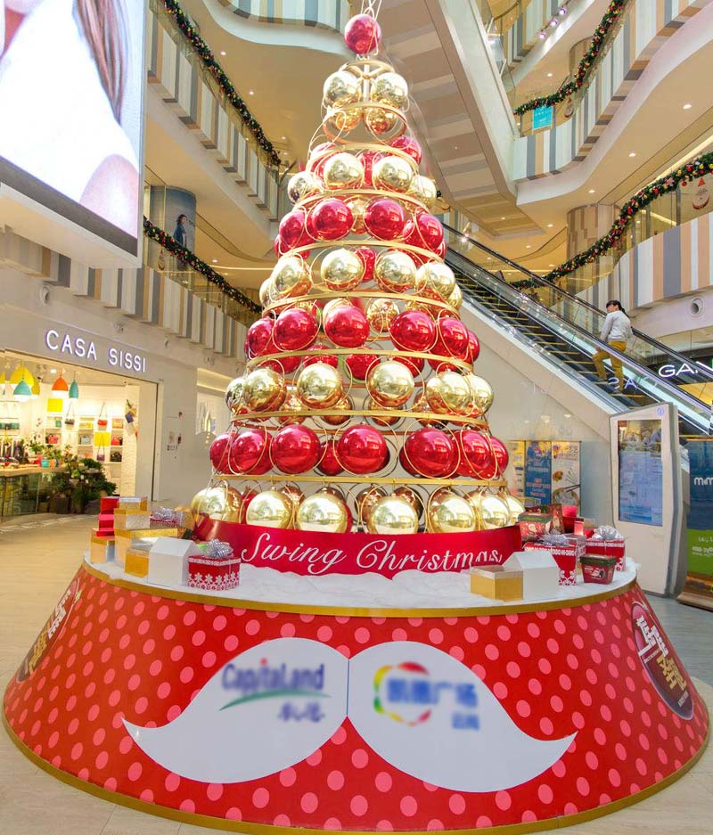 商场中庭特色圣诞树装饰